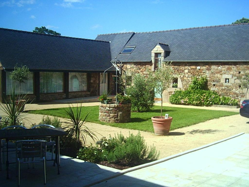 Domaine De Kermodest Hotel Quemper-Guézennec Kültér fotó
